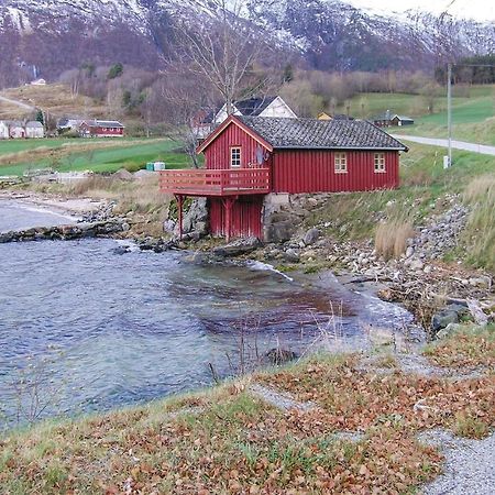 Holiday Home Eresfjord Overas IV المظهر الخارجي الصورة